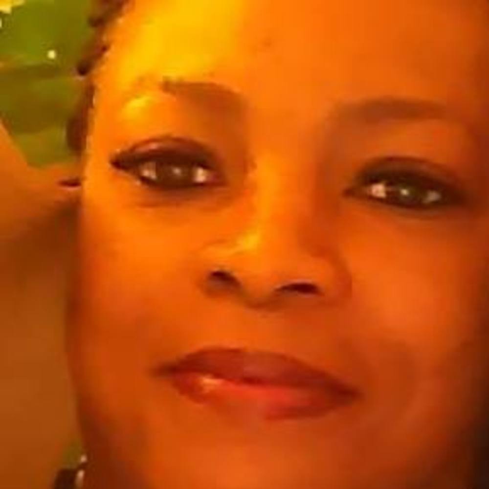 Meet your Posher, Latasha